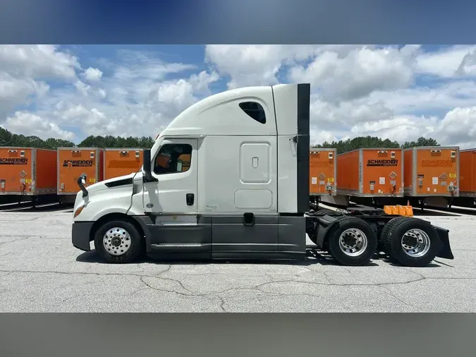2021 Freightliner Cascadia