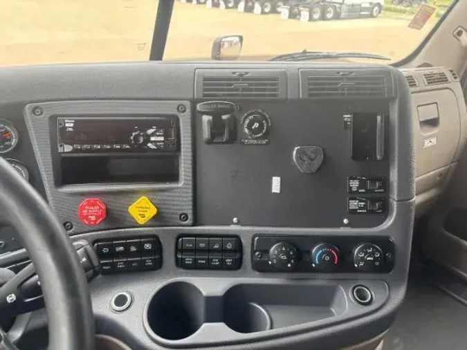 2020 Freightliner Cascadia 1256bf0c7e8367207fe74480fa0f8b6c33c