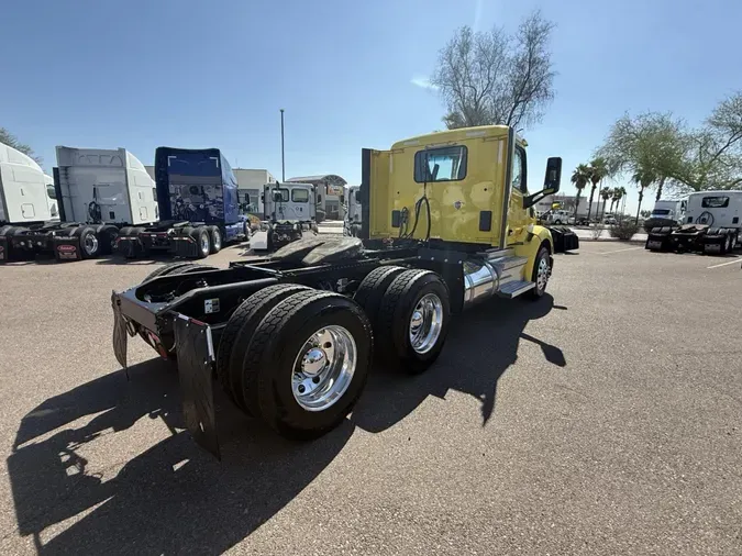 2021 Peterbilt 579