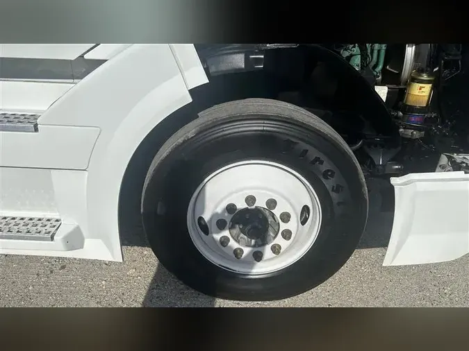 2018 VOLVO VNL670