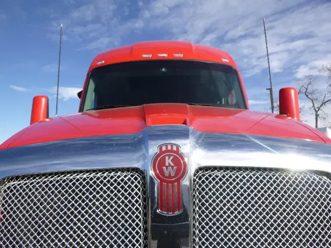 2021 Kenworth T6806bf5286fc088dd4cfff9469d470ac031