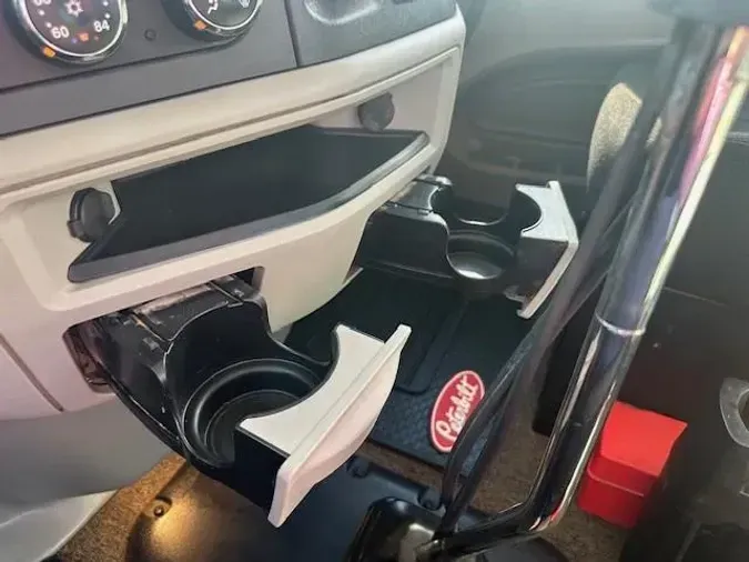 2020 Peterbilt 567