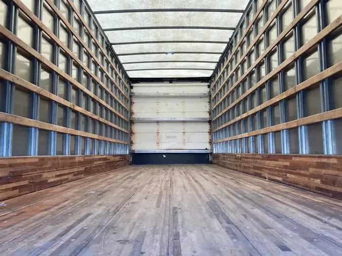 2020 FREIGHTLINER/MERCEDES M2 106