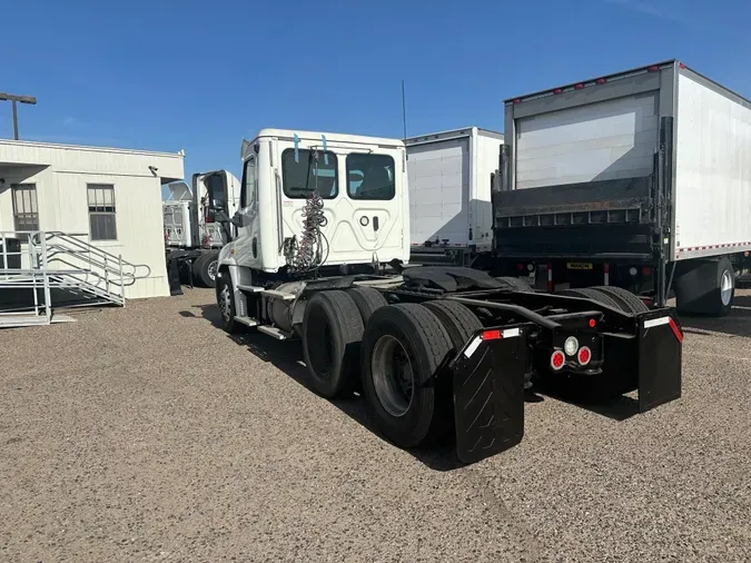 2019 FREIGHTLINER/MERCEDES CASCADIA 125