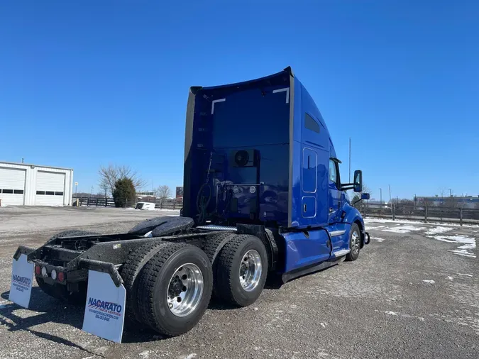 2021 KENWORTH T680