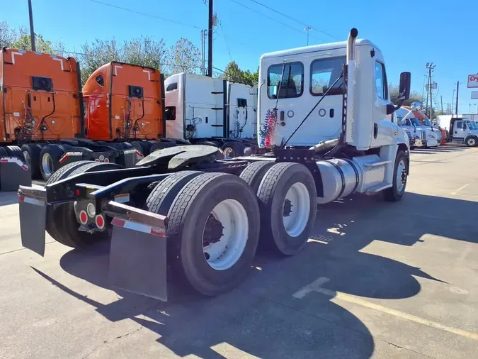 2019 FREIGHTLINER/MERCEDES CASCADIA 1256c030b438c8b8f82c93ffb56df5f6f48