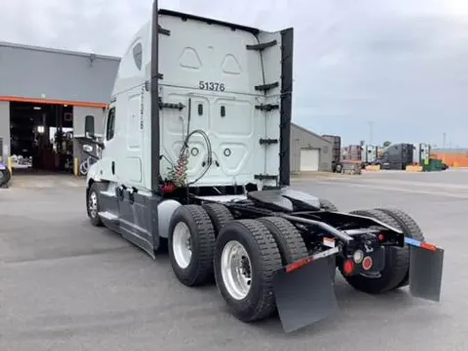 2021 Freightliner Cascadia