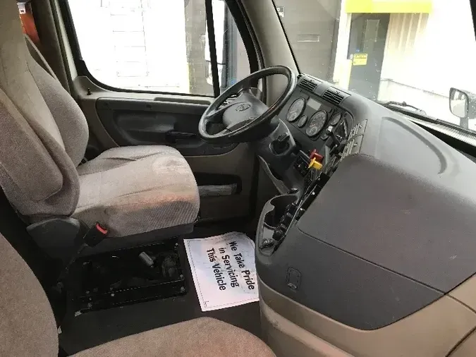 2018 Freightliner X11364ST