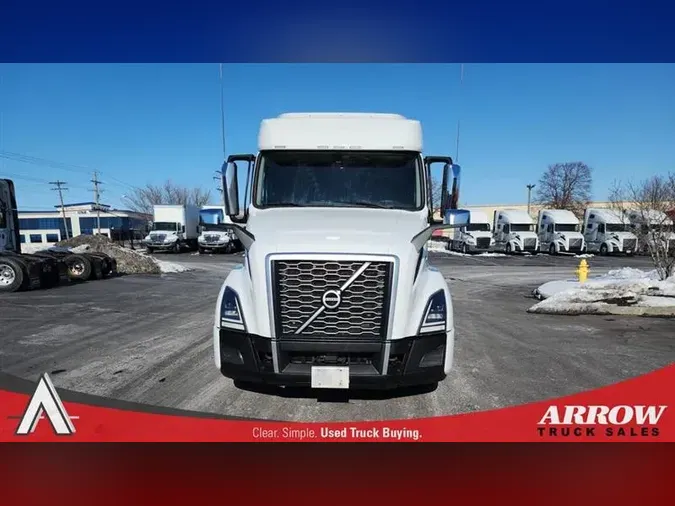 2021 VOLVO VNL740