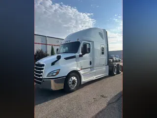 2020 FREIGHTLINER/MERCEDES NEW CASCADIA PX12664