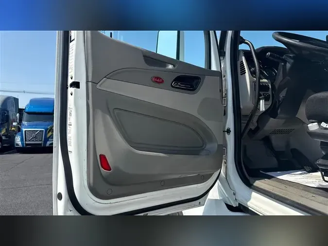2020 PETERBILT 579