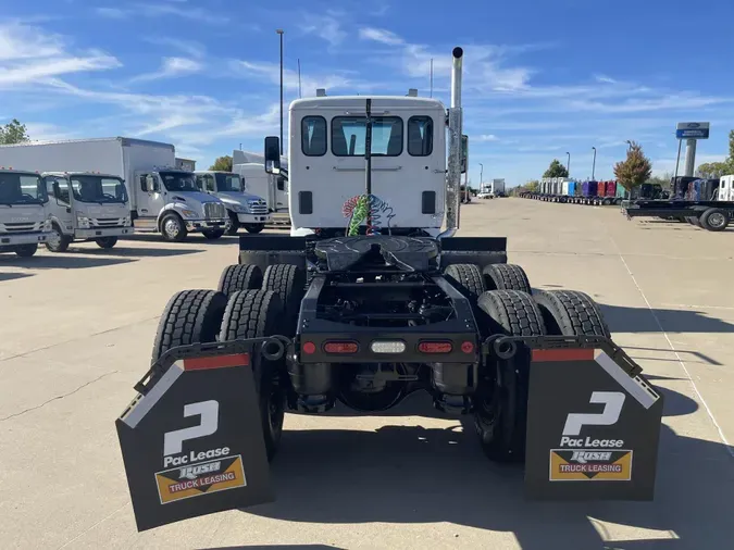 2017 Peterbilt 567