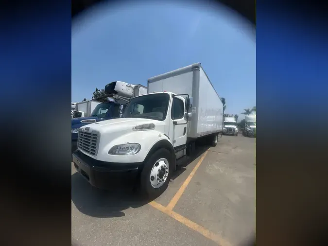 2018 FREIGHTLINER M2 106