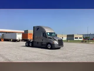 2023 Freightliner Cascadia 126