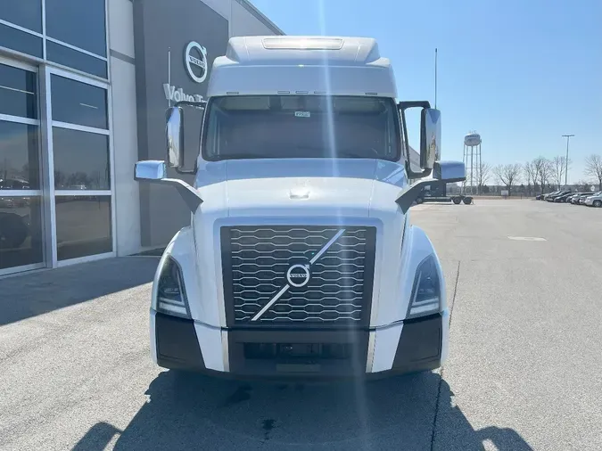 2019 VOLVO VNL860