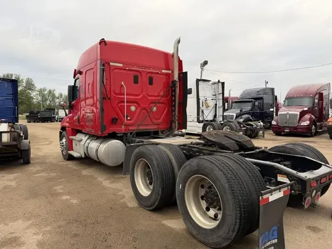 2013 FREIGHTLINER CASCADIA 1256c14e90481733debd3e3e5a9ab000566