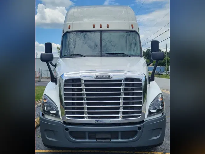 2019 FREIGHTLINER/MERCEDES CASCADIA 125