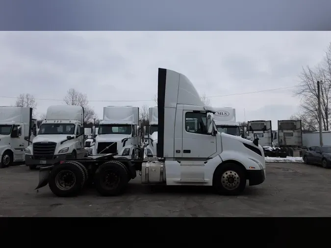 2019 Volvo VNL300