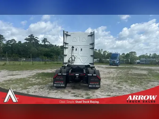 2023 FREIGHTLINER CA126
