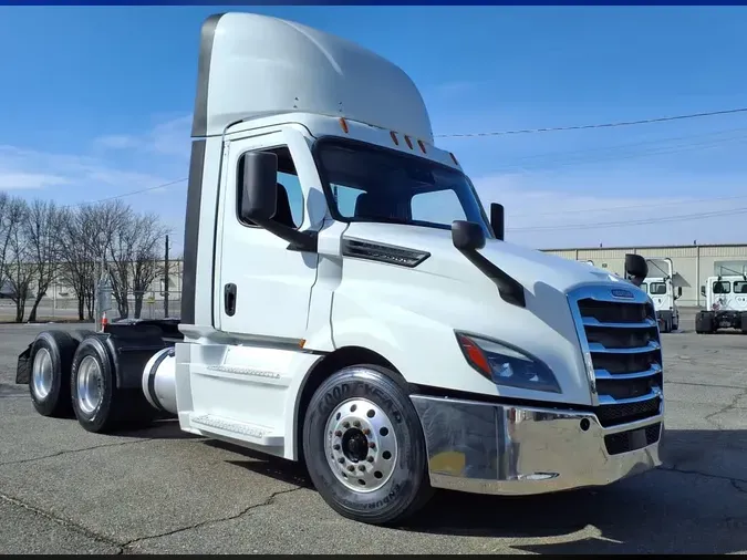 2020 FREIGHTLINER/MERCEDES NEW CASCADIA PX12664