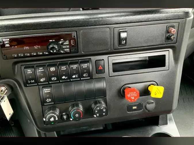 2020 INT LT625 6x4