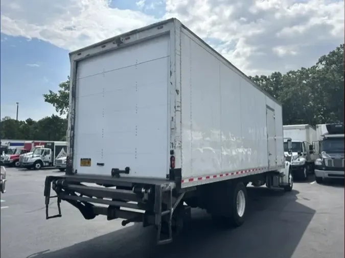 2020 FREIGHTLINER/MERCEDES M2 106