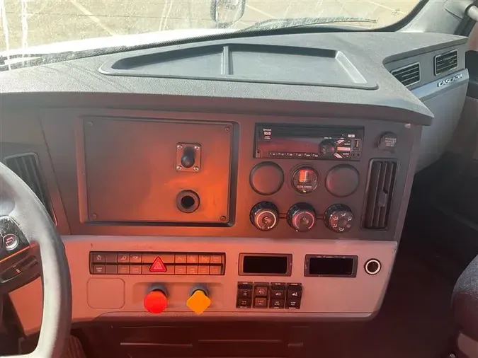 2021 FREIGHTLINER CA126
