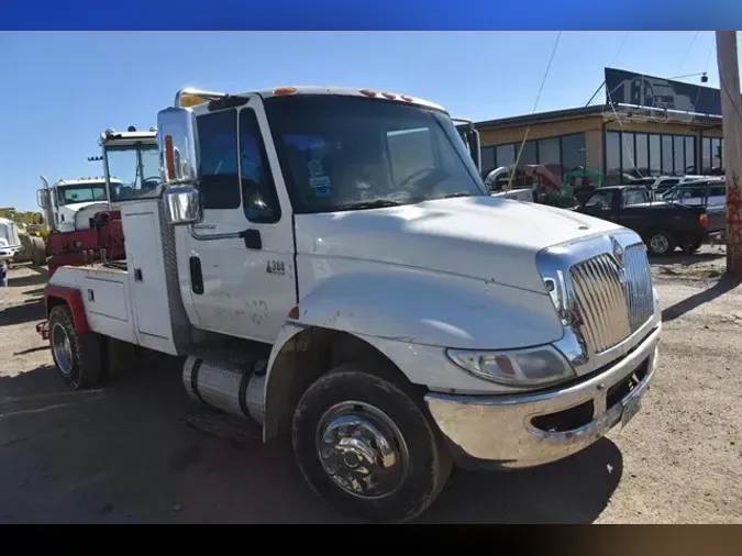 2005 INTERNATIONAL DURASTAR 4300