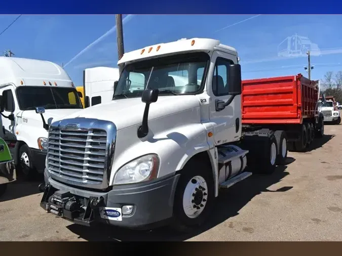 2012 FREIGHTLINER CASCADIA 1256c36b94af12f0e8ea440d85fc84d53d4