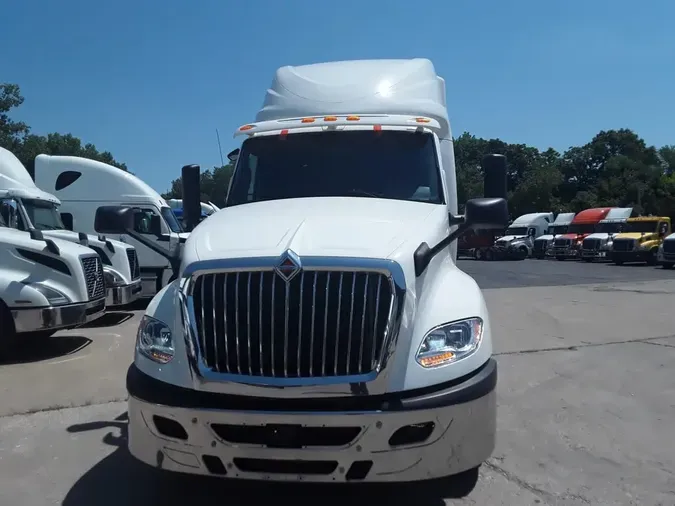 2020 NAVISTAR INTERNATIONAL LT625 SLPR CAB
