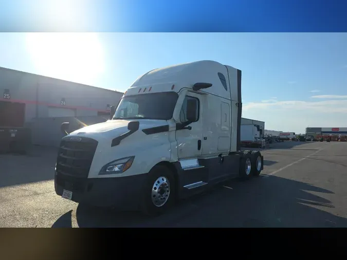 2023 Freightliner Cascadia 126
