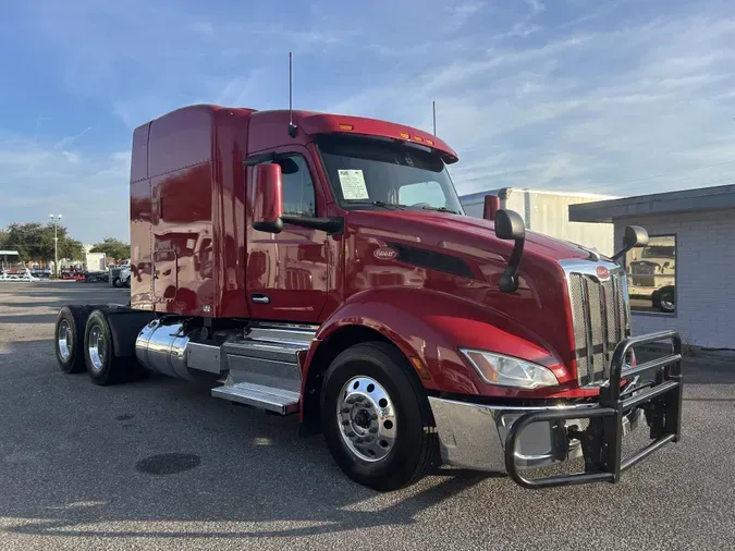 2022 Peterbilt 579