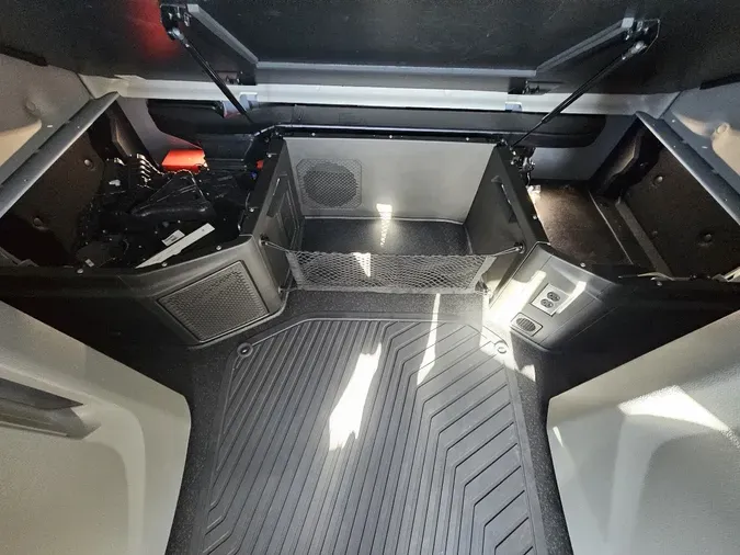 2026 VOLVO VNL64T860