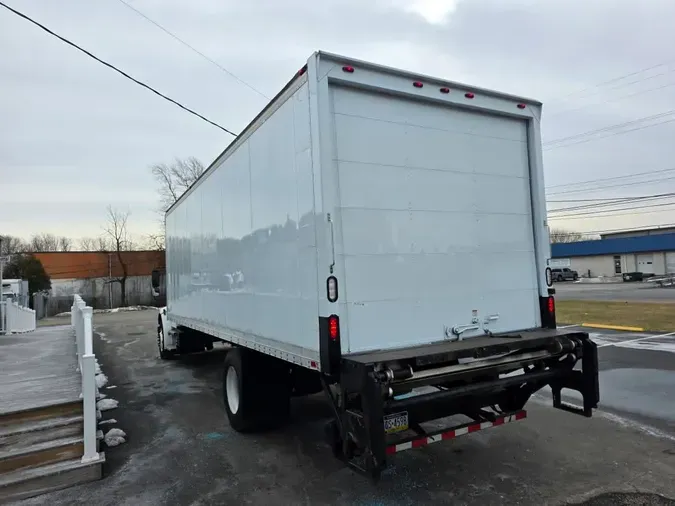 2015 FREIGHTLINER/MERCEDES M2 106
