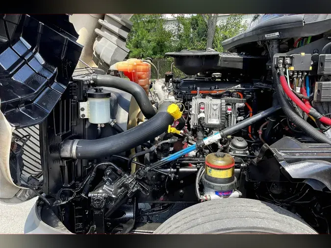 2019 INT LT625 6x4