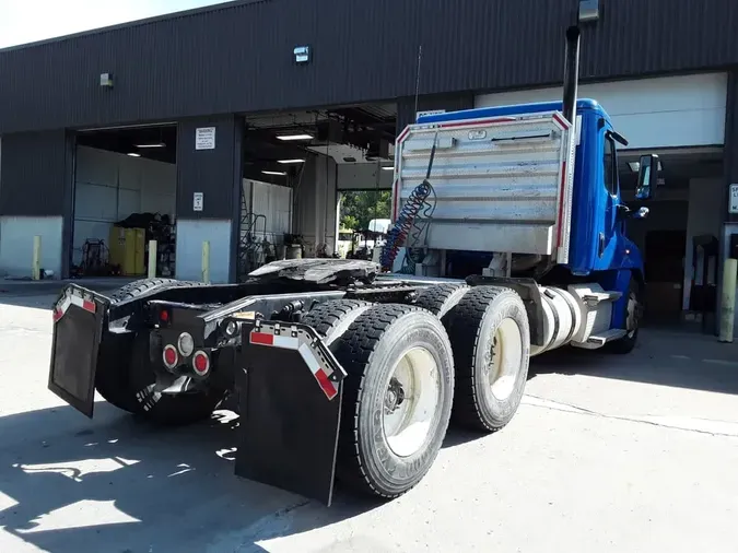 2020 FREIGHTLINER/MERCEDES CASCADIA 125