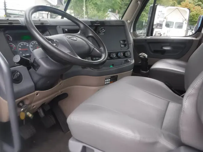 2018 FREIGHTLINER/MERCEDES CASCADIA 125