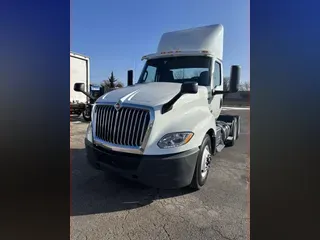 2019 International LT625
