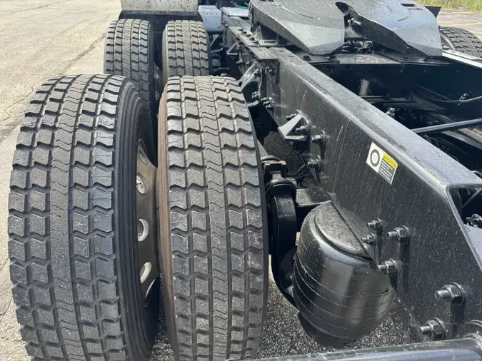 2022 Kenworth T680