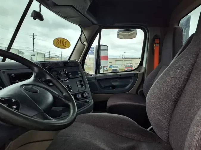 2018 FREIGHTLINER/MERCEDES CASCADIA 125