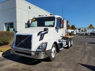 2018 VOLVO VNL64TRACTOR