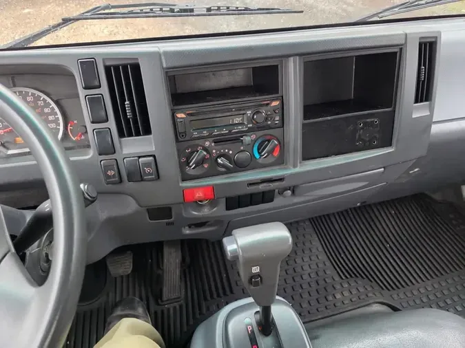 2019 ISUZU NPR HD