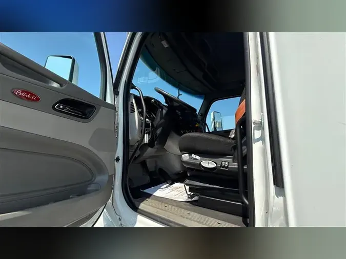 2020 PETERBILT 579