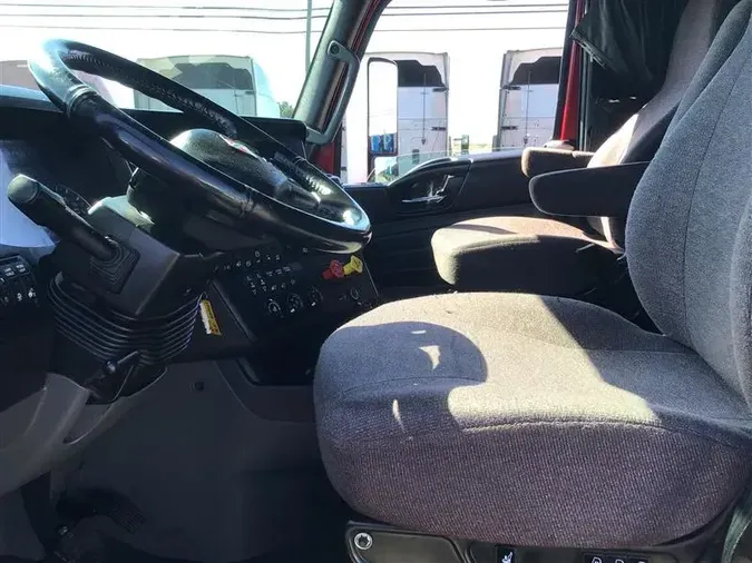 2022 INTERNATIONAL LT625