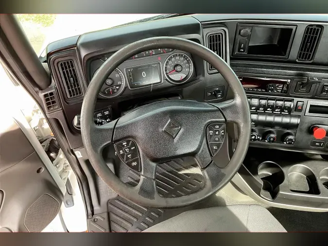 2019 INT LT625 6x46c5d218621418527641f05fd658e9b4a