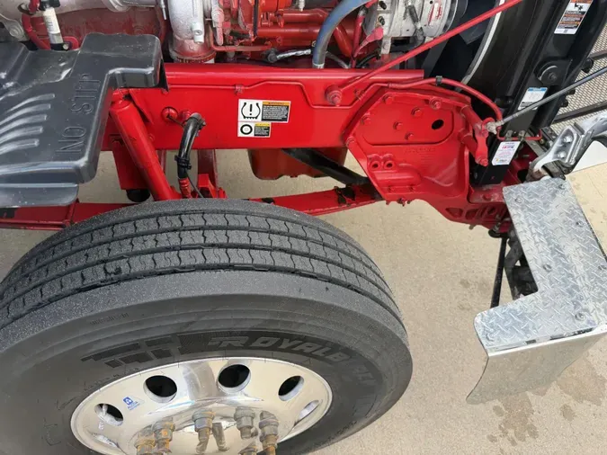 2023 Peterbilt 567