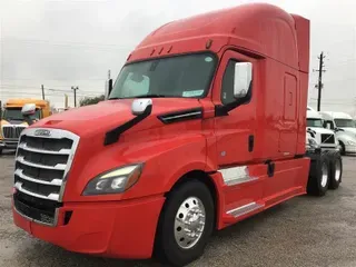2018 FREIGHTLINER CASCADEVO1