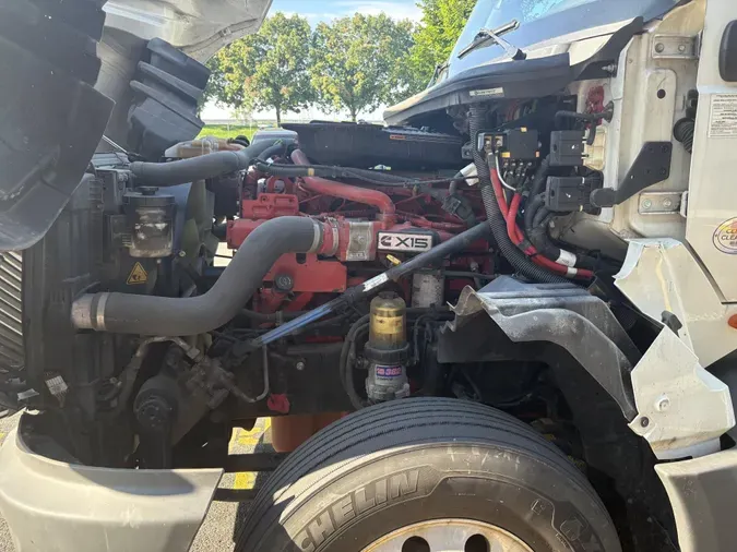 2022 International LT625