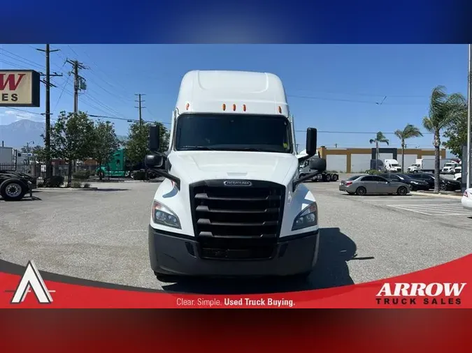 2021 FREIGHTLINER CA126
