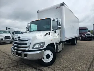 2019 HINO 268A